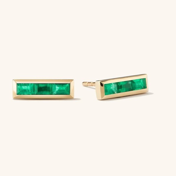 Mejuri Jewelry - [mejuri] Baguette Emerald Stud Earrings 14k